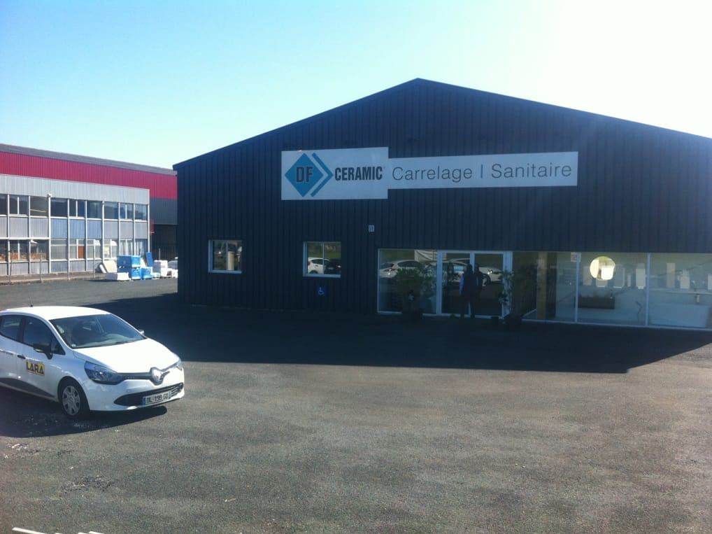 Magasin DF Ceramic carrelage sanitaire